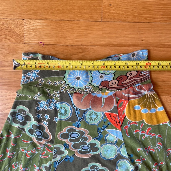 Colorful Japanese motif midi skirt - Picture 2 of 5